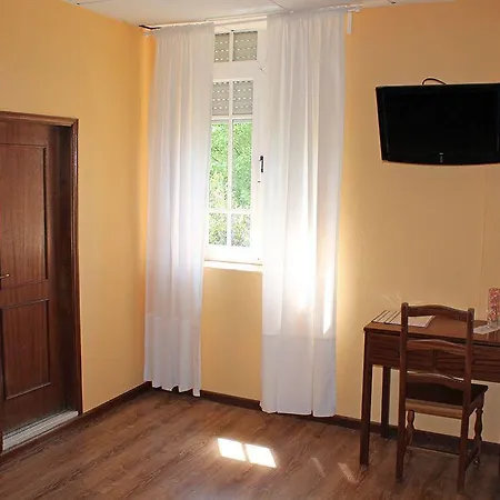 Hotell Nobre 2*